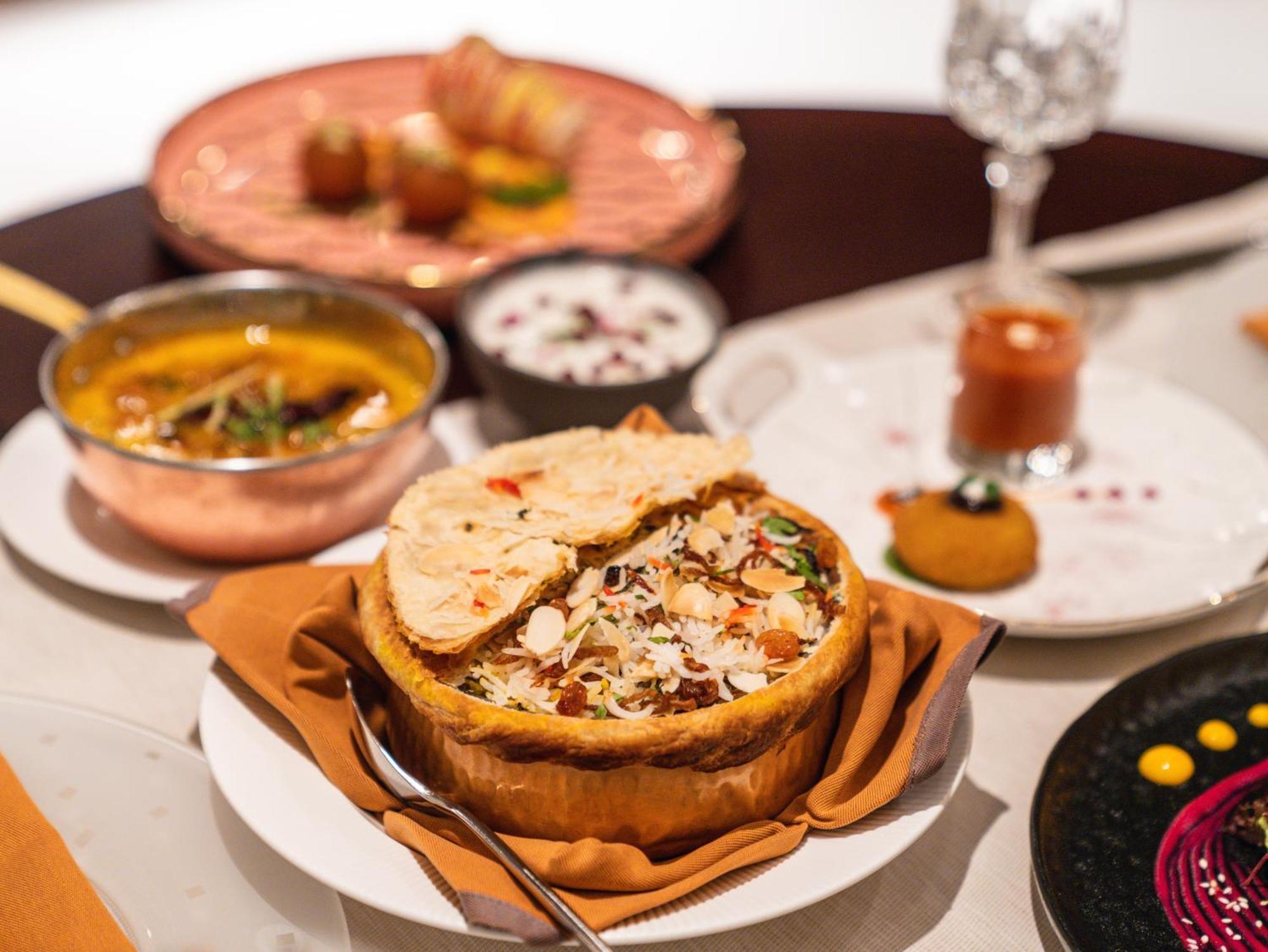 Moevenpick Hotel Al Khobar Exterior foto Hyderabadi biryani