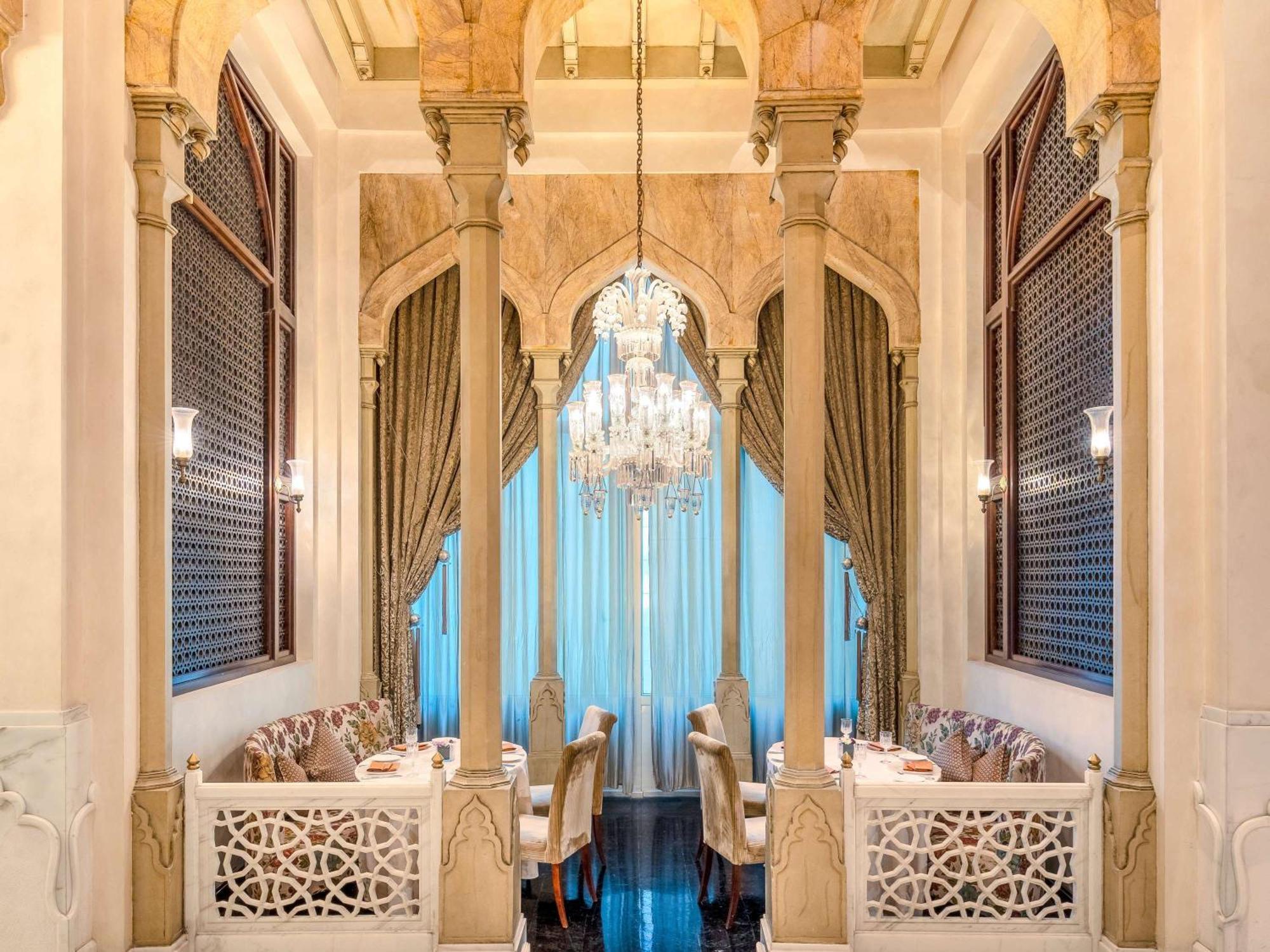 Moevenpick Hotel Al Khobar Exterior foto The restaurant