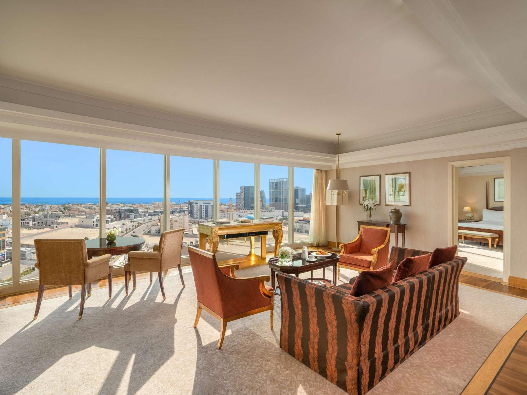 Moevenpick Hotel Al Khobar Exterior foto A living room at the Four Seasons